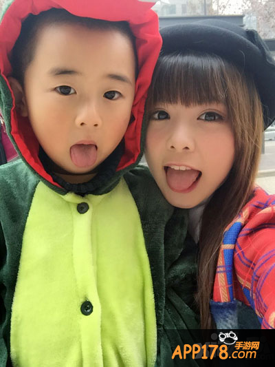 口袋侏罗纪辣妈萌娃cos恐龙