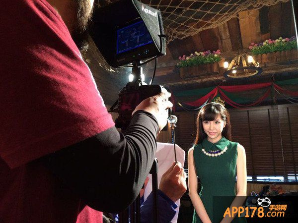 女神降临 叶梓萱出演《君王3》拍摄花絮曝光