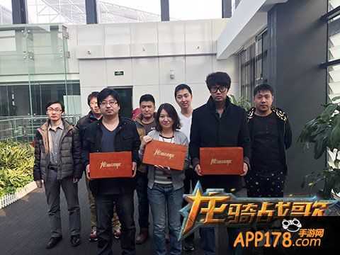 《龙骑战歌》先锋体验北京站 玩家望女角色多添加衣物