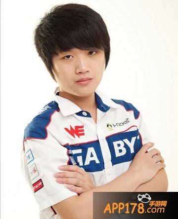 召唤师联盟代言人