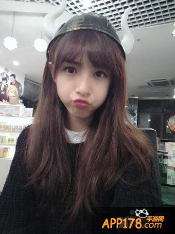 召唤师联盟代言人