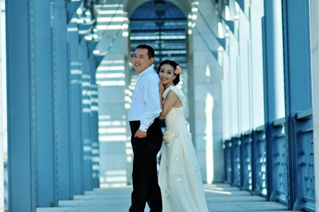 图4 《神仙道2》手游粉丝 雷娅和她的老公结婚了.JPG