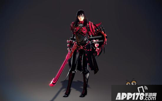 洛奇英雄传永恒盾娘混搭潇洒帅气 别有一番风味