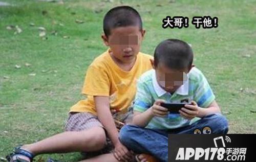 美女与小学生 讲讲《大秦帝国OL》里的那些趣事