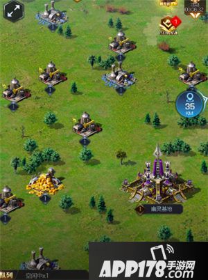 红警OL手游首日登顶IOS免费榜榜首