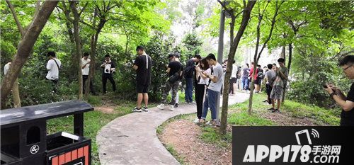 一起来捉妖缔造了怎样一种社交潮流