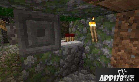 我的世界红石中继器特性及用途介绍