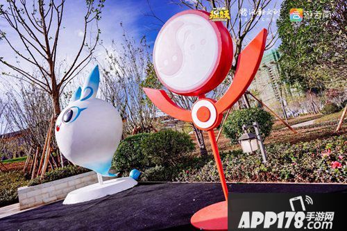 一起来捉妖打出一套组合拳