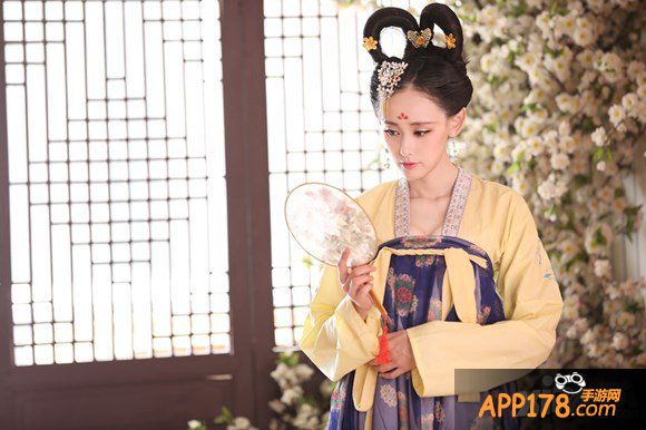 乌鸦COS 男版《武媚娘传奇》惊艳组图