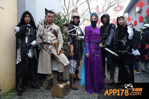 领奔驰大奖享熊猫火锅 蜗牛年会精彩花絮