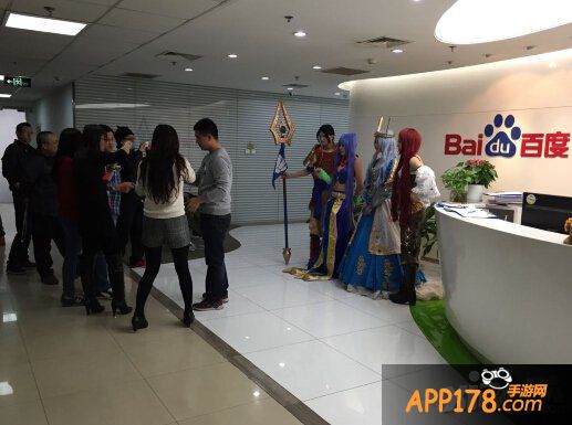 百万房车开道 《指尖刀塔》联手河狸家跨界合作全纪录