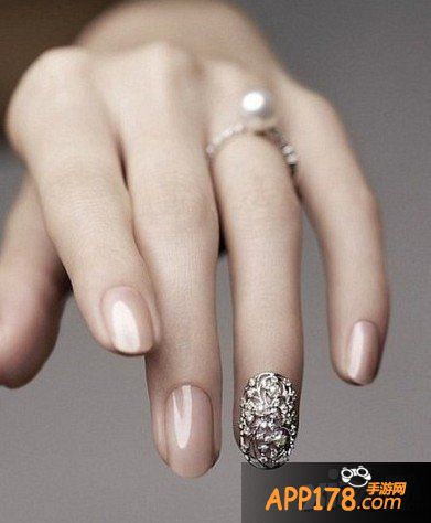 《指尖刀塔》3月10日革新测试 携手河狸家“扮靓指尖”