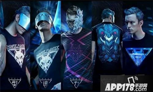 雷霆战机新驾驶员天狼机甲