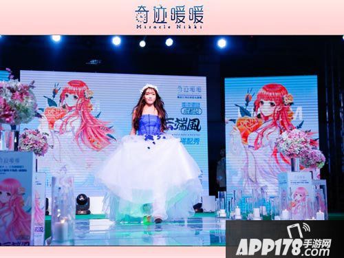 奇迹暖暖玩法 