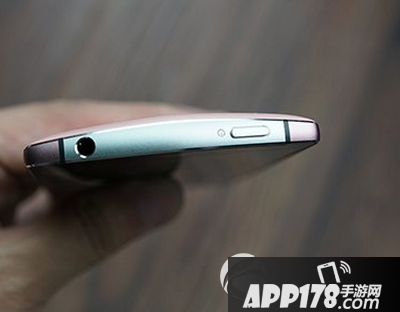 美图v4怎么样 美图手机v4评测9