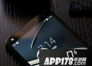 moto x极怎么样 摩托罗拉moto x极评测视频4