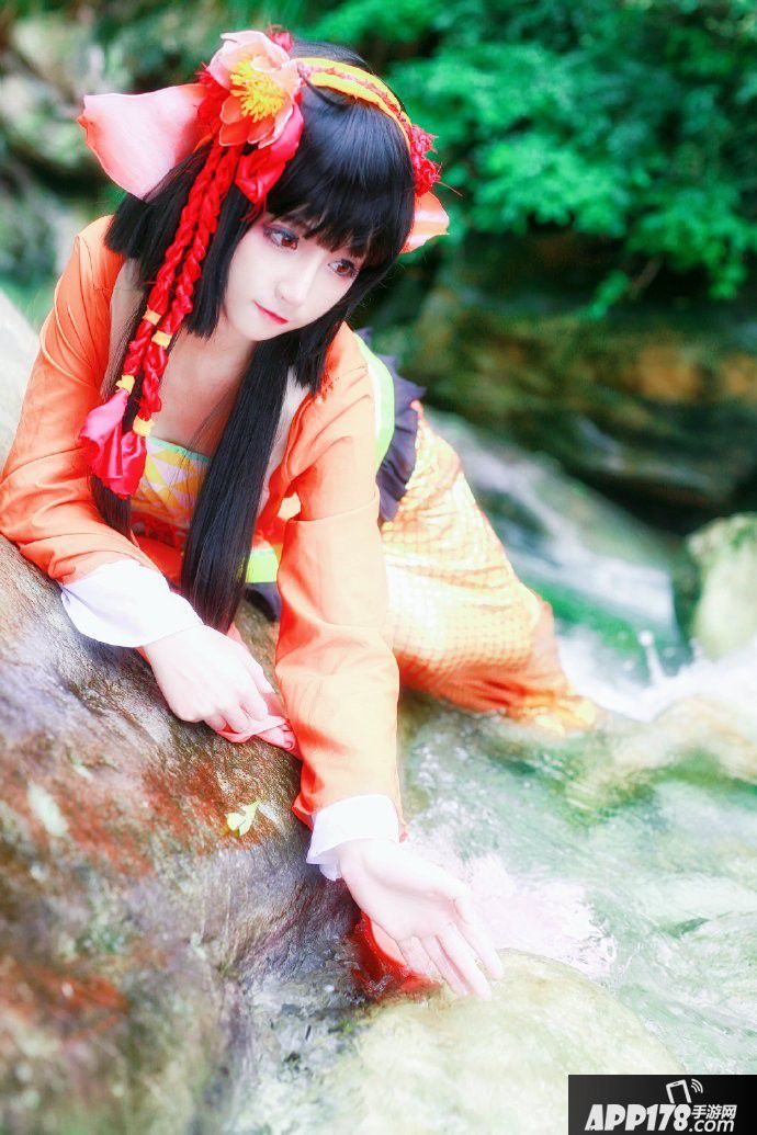 阴阳师手游同人cos鉴赏 活泼水灵的鲤鱼精