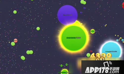 球球大作战侧涨图解 侧涨技巧<a href=http://www.app178.com/gonglue/ target=_blank class=infotextkey>攻略</a>