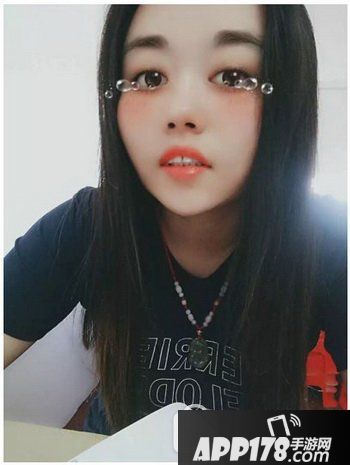 美颜相机怎么玩大眼睛 美颜相机大眼睛特效使用教程4