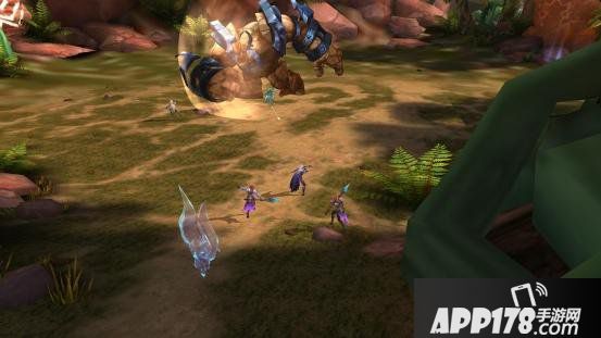 《光明大陆》首测：“不充钱就能变强”的时代来了