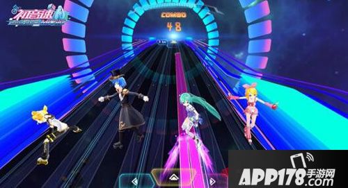 初音速萌出鼻血