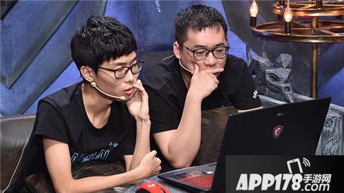 炉石传说双人现开赛决赛战报 星苏风行云全胜夺得冠军