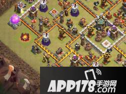 部落冲突11本打法攻略 11本炸弹人使用技巧