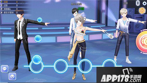 QQ炫舞手游对战中心介绍 赛季段位奖励一览