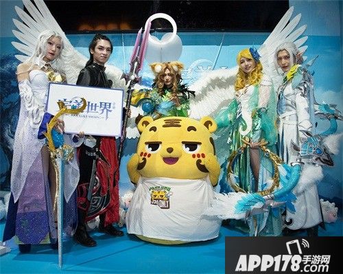 十年青春再聚完美 《完美世界》手游预约开启