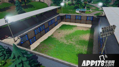 堡垒之夜手游尖刺体育属性图鉴 尖刺体育场怎么样