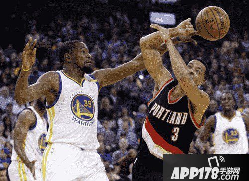 nbalive季后赛刺激氛围