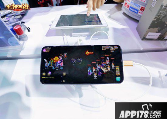 大话西游手游新种族龙族成团出道 亮相ChinaJoy