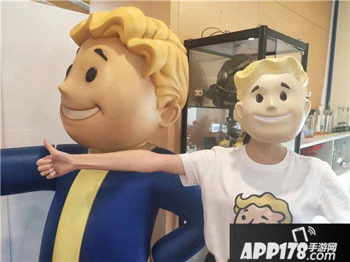 辐射避难所ol和辐射小子一起逛街线下活动