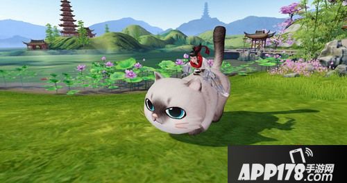 化蝶翩翩游大荒!《天下》手游全新蝶翼外观美瞎众人