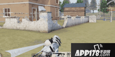 荒野行动训练反偷袭能力 从容应对偷袭的情况