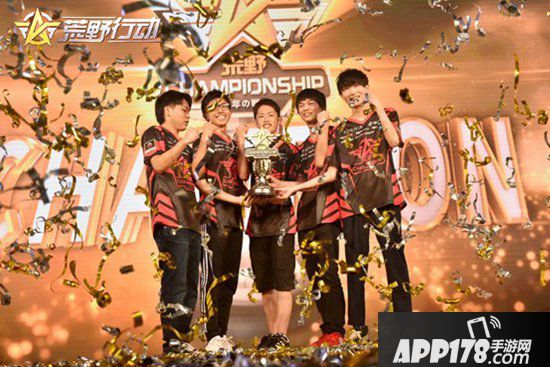 荒野行动x李宁中国选手上阵 跨界潮流担当