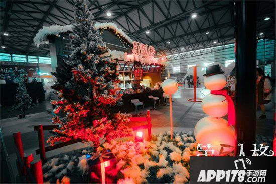 第五人格CP25参展亮点回顾 庄园派对惊趣无穷