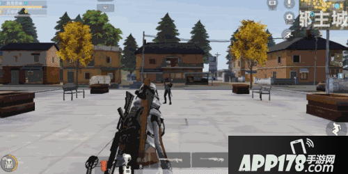 荒野行动十字弩伤害射程测评 十字弩到底强不强