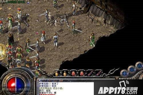 《热血传奇怀旧版》人气火爆，新服群雄人山人海一怪难求