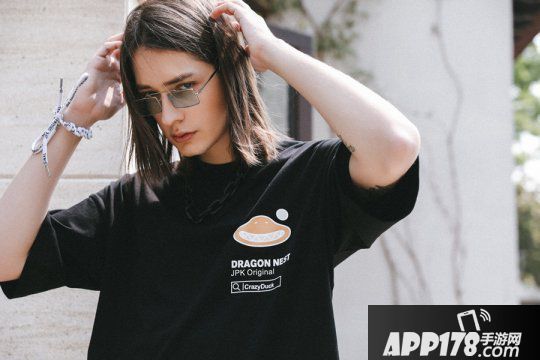 “龙之谷模玩旗舰店”天猫开业 十周年庆典周边限量发售