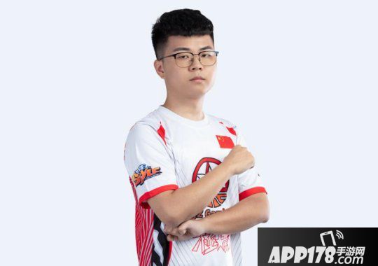 《街头篮球》FSPL新秀故事会：柯叶问是如何炼成的？