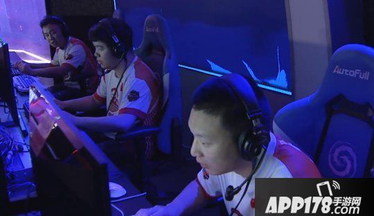 《街头篮球》FSPL职业联赛A组收官 Onestar多变阵容称霸