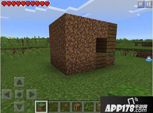 我的世界我的世界特色1、利用各种工具和食物打造自己的庇护所,包括各种各样的房子和衣服,包括多种自然灾害和小动物