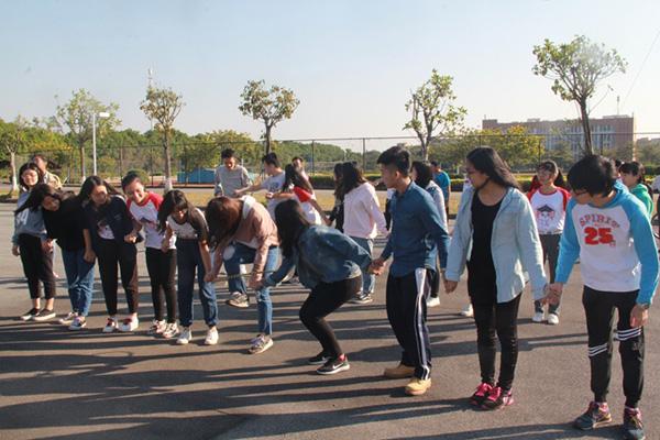 什么游戏集体比较好玩（集体玩的游戏哪个好玩）