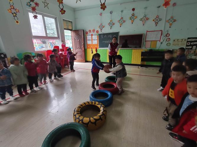 怎么和一岁半宝宝互动做游戏